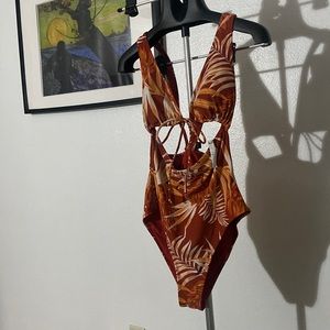 Cupshe XL Bahamas bathing suit